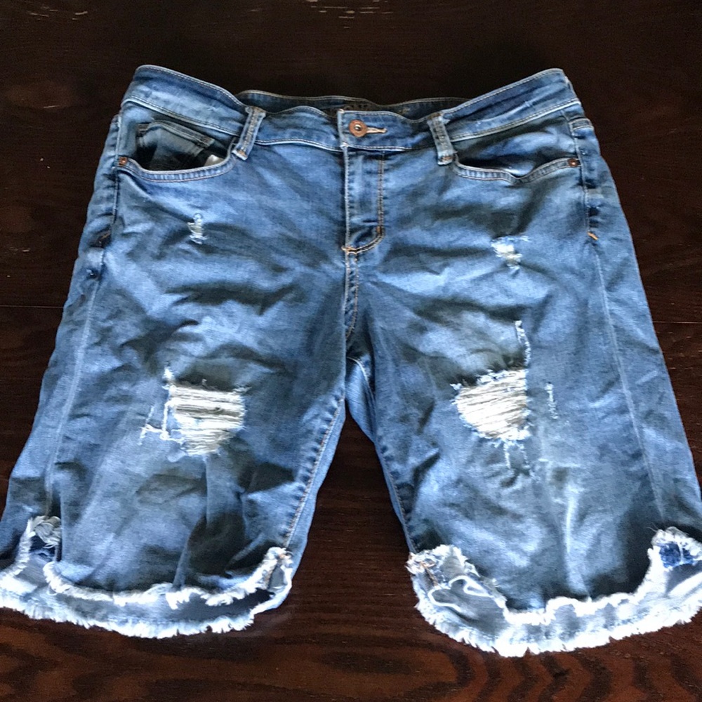 Ripped Jean Capris